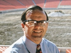 Who Owns the Kansas City Chiefs? Inside the Hunt Familys Billion-Dollar NFL Legacy