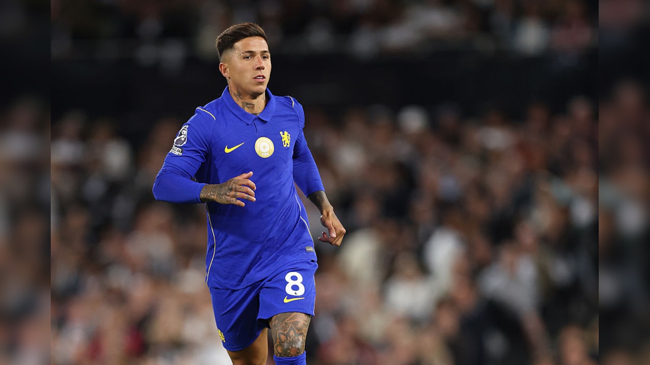 Manchester City Secure Premier League Record Deal To Sign Enzo Fernandez