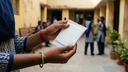 1 In Every 5 Indian Schoolgirls Has Irregular Periods, Reveals AIIMS Survey