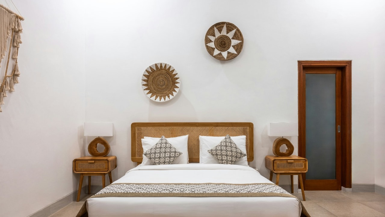 10 Reasons Wooden Beds Keep Squeaking Even When Every Screw Feels Tight 10 Reasons Wooden Beds Keep Squeaking Even When Every Screw Feels Tight