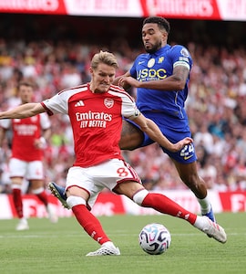 Arsenal vs Chelsea LIVE Score, Premier League 2026-27: Heated Brawl Erupts, Chelsea Star Punished | ARS 2-1 CHE