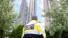 Big 4 Employee Spends Rs 7000 Food Allowance To Feed Security Guards