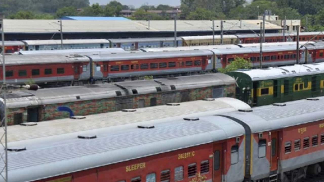 Mumbai Local Train Update: Western Railway Introduces New Services, Operational Changes - Check Details