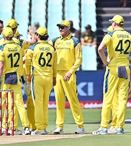 26-Year-Old Makes Debut As Australia Opt To Field Against South Africa