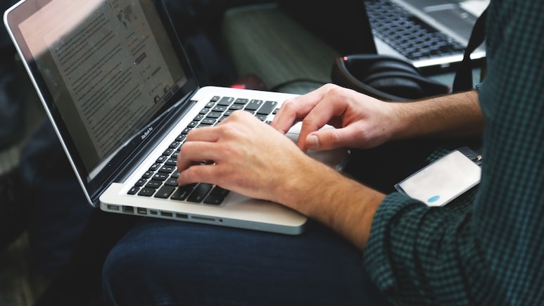 Entrepreneur Shares How 'Spite' Motivated Employees To Work On Weekends: 'Greatest Incentive'