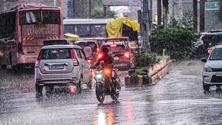 दिल्ली NCR में मॉनसून 3 दिन जमकर बरसेगा, लखनऊ-कानपुर से पूर्वांचल तक भारी बारिश, IMD का 17 राज्य में अलर्ट