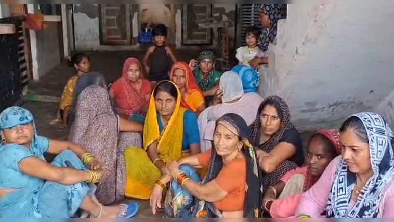 मां के पीछे निकली 3 साल की बच्&zwj;ची बारिश के पानी में डूबी, मौत