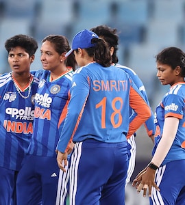 India vs Sri Lanka LIVE Score, Womens Asia Cup Final: Smriti Mandhana, Shafali Verma Script History; India Send SL 1 Down