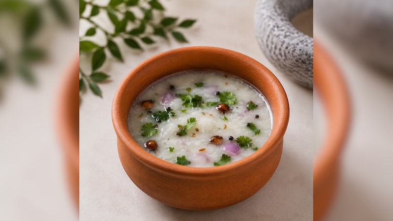 गट हेल्थ से लेकर वेट लॉस तक, जानें राइस कांजी के फायदे और बनाने का सही तरीका