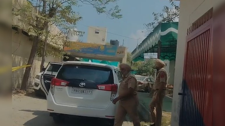 पंजाब के फाजिल्का जिले में पुलिस स्टेशन के अंदर धमाका, फॉरेंसिक टीम कर रही जांच