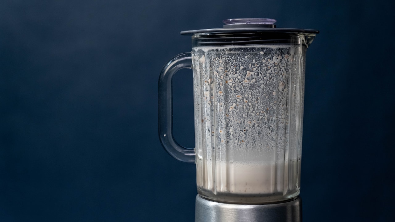 10 Reasons Smoothies Turn Warm In A Blender And How To Keep Them Cooler 10 Reasons Smoothies Turn Warm In A Blender And How To Keep Them Cooler