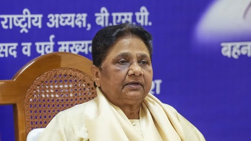 मायावती ने तीन हिस्सों में बांट दिया बसपा का काम, किस यादव नेता को सौंपी बड़ी जिम्मेदारी