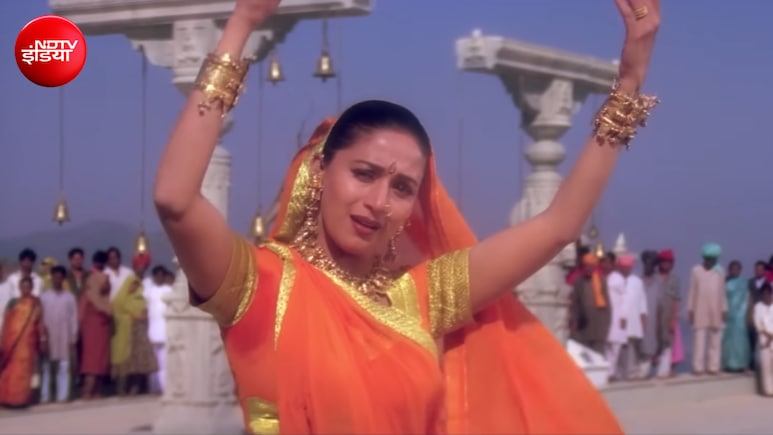 मीराबाई के भजन की तर्ज पर बना था माधुरी का ये गाना, 1979 में ऋषि-नीतू की शादी में नुसरत फतेह अली खान ने था गाया, 29 साल बाद भी कहलाता है कल्ट
