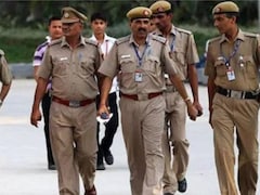 UP: क्लास में बैठे-बैठे मासूम को तीन बार आया अटैक, तबीयत बिगड़ने से मौत; डीजे की तेज आवाज पर उठे सवाल
