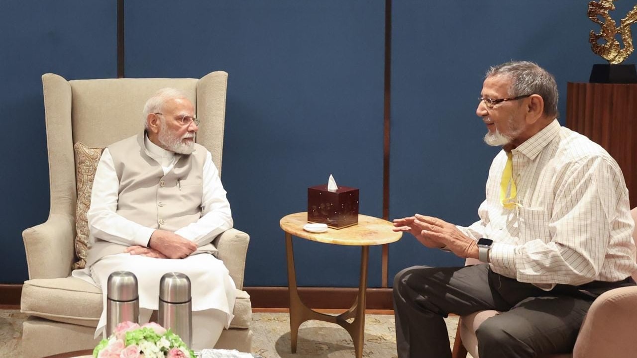 जब इंसाफ के लिए पीएम मोदी के पास पहुंचा उनका 'बचपन का दोस्त', बीजेपी विधायक से जुड़े मामले में की CBI जांच की मांग