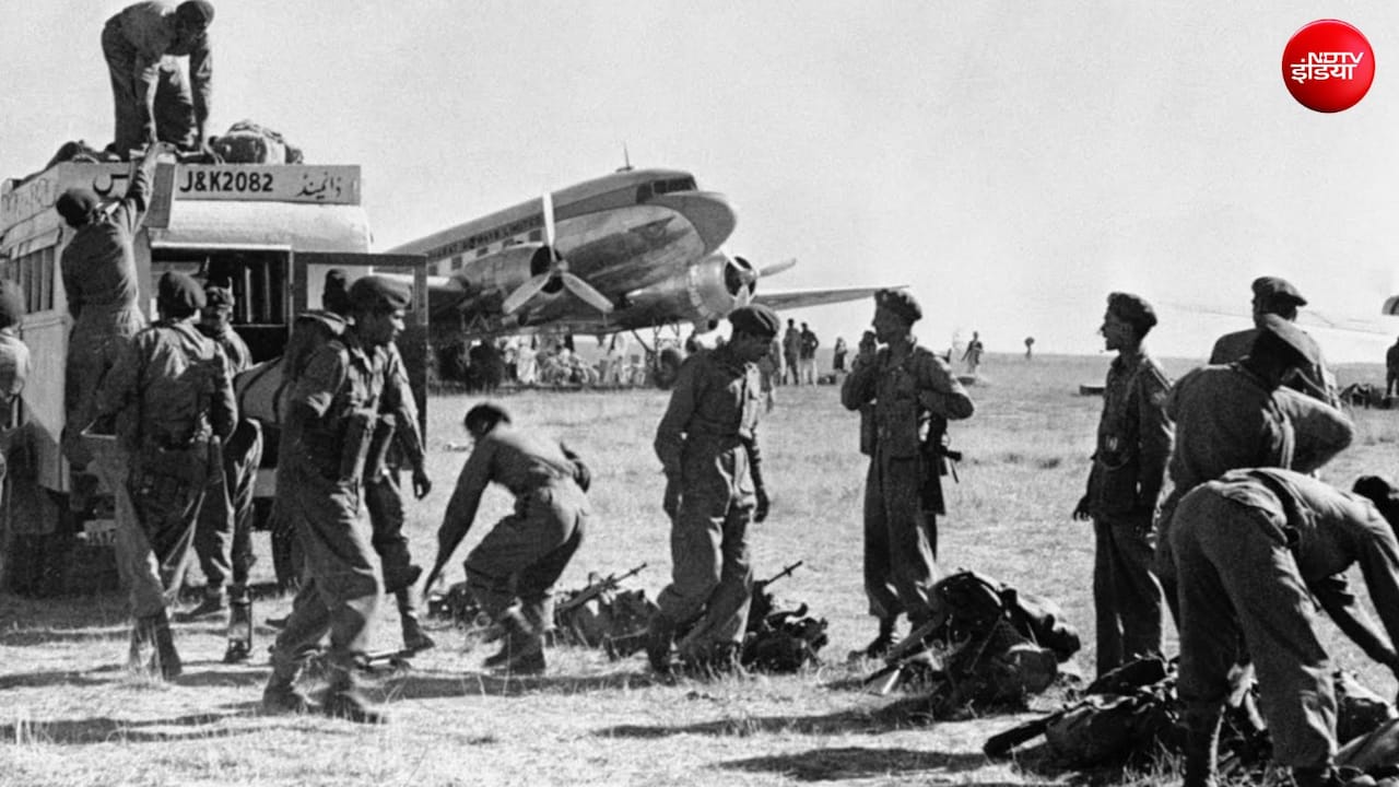 1948 में श्रीनगर में उतरती भारतीय सेना