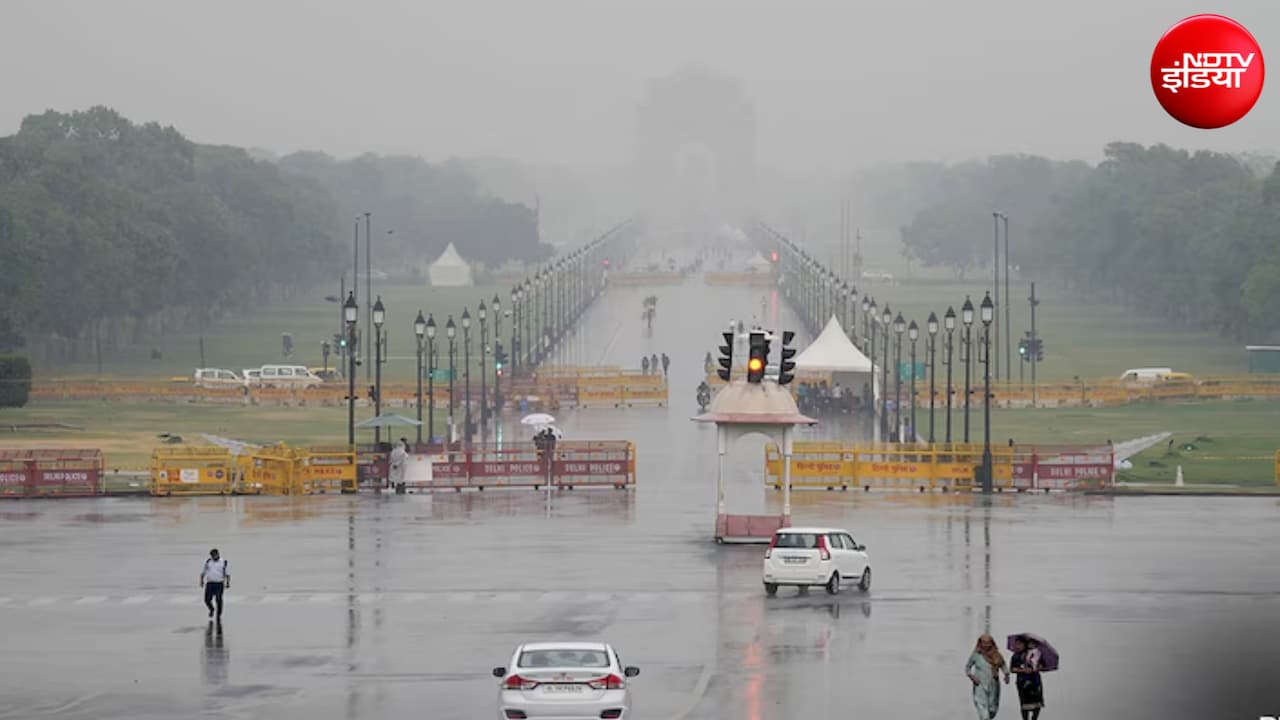 दिल्ली-NCR में छाए काले बादल, मूसलाधार बारिश का अलर्ट, नोएडा, गुरुग्राम में जमकर बरसेंगे बदरा