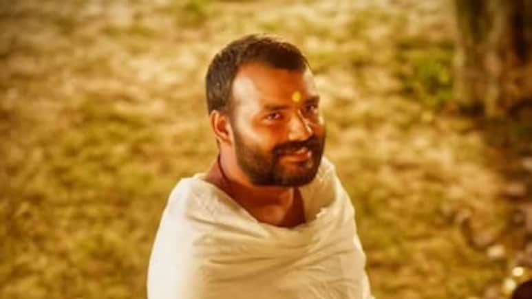 बाबा नीम करोली के किरदार का शोभिनव सत्य के चाचा के निधन से क्या है कनेक्शन, रिलीज के 52 दिन बाद सामने आया सच