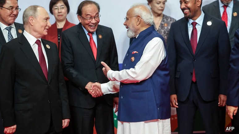 BRICS पर मलेशिया के PM के इंस्टाग्राम पोस्ट वायरल, हर फोटो पर बॉलीवुड के गाने, हर गाने में छिपा मैसेज