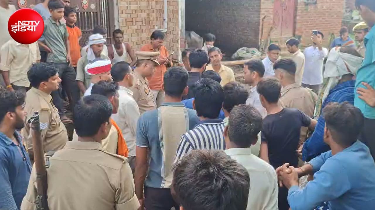 यूपी के बागपत में ईस्टर्न पेरीफेरल एक्सप्रेसवे पर भीषण हादसा, बदायूं के 13 लोगों की मौत