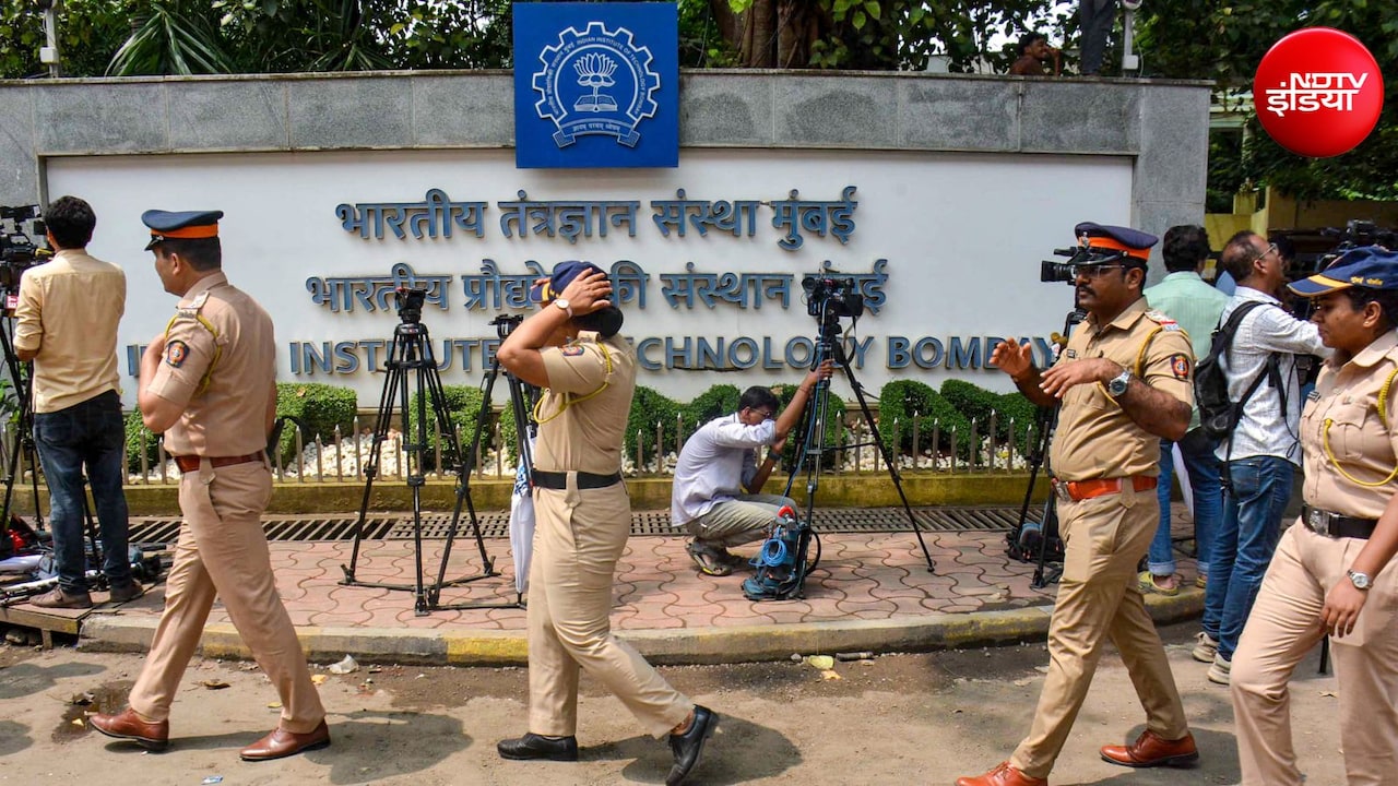 हॉस्टल रूम के नियमों से लेकर परीक्षा टालने तक, छात्र की मौत के बाद IIT बॉम्बे में क्या-क्या बदला?