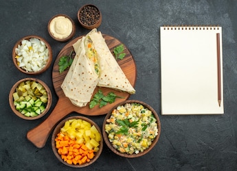 Best Diet Plan For Muscle Gain: Nutritionists Share What To Eat Every Day
