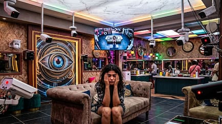 Bigg Boss Psychology: How 24/7 Cameras Shape Contestants' Minds