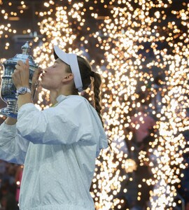 US Open Champ Elena Rybakina On Top Of World After Injury Scare