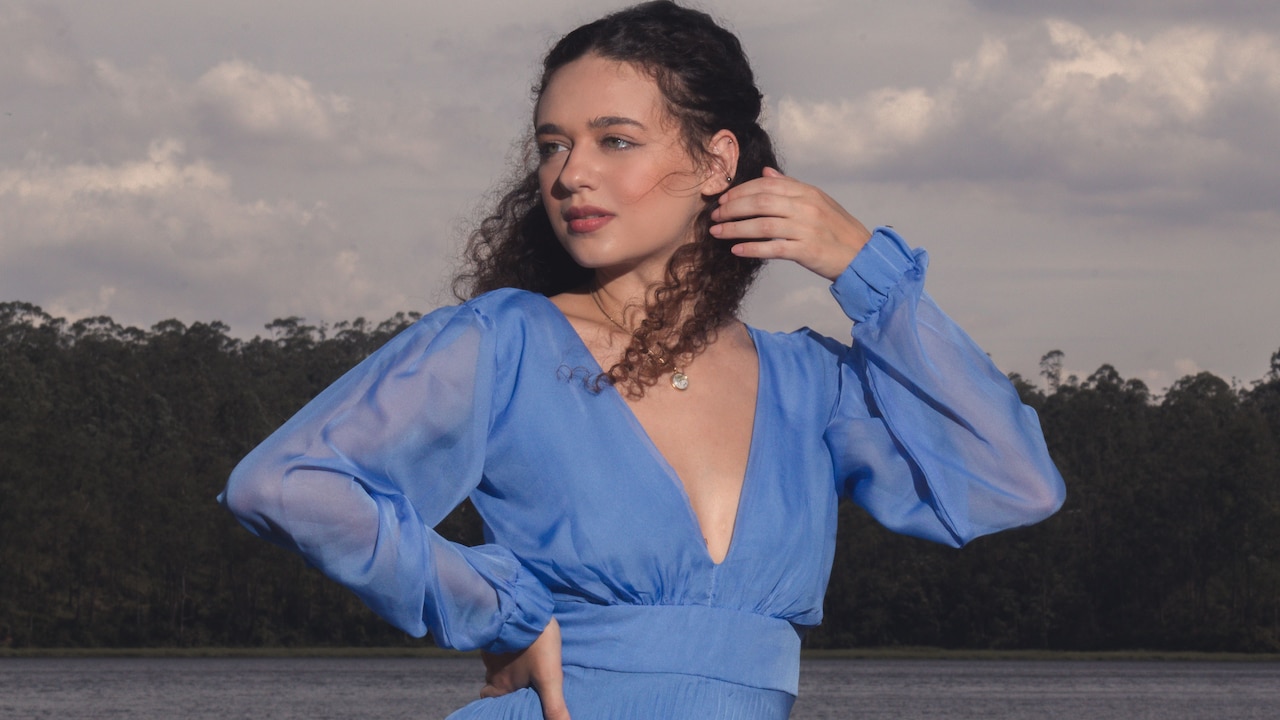 7 Dresses With Sleeves For Days You Do Not Want To Layer 7 Dresses With Sleeves For Days You Do Not Want To Layer