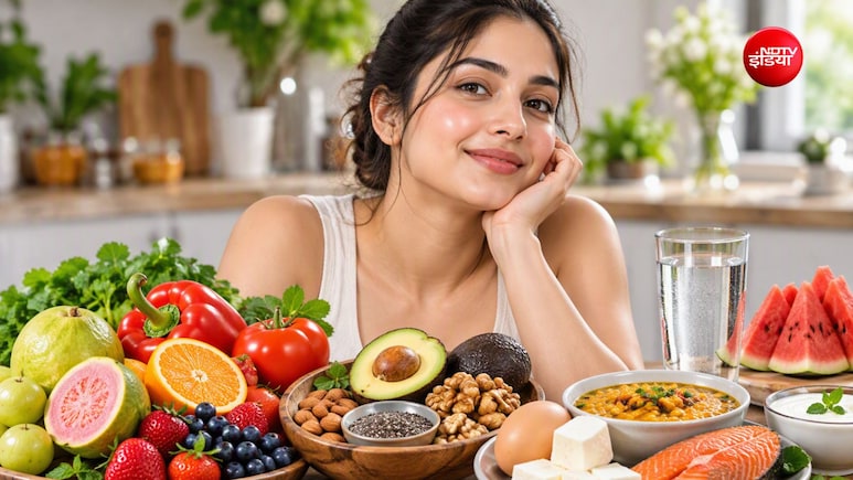 चेहरे का ग्लो बढ़ाने के लिए क्या खाना चाहिए? थाली में जोड़ें ये 5 चीजें, स्किन खुद बताएगी फर्क