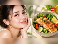 शीशे जैसी स्किन पाने के लिए क्या खाना चाहिए? 