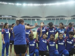 Team India's 'Bottle Lift' After Asia Cup Trophy Snub Leaves Internet In Splits. Video