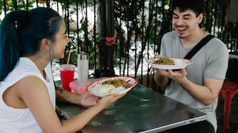 Eating With Your Partner May Help Keep Blood Sugar Lower After A Meal: Study