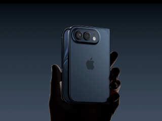Apple का पहला Foldable iPhone आज हो सकता है लॉन्च! कितनी होगी कीमत और क्या होंगे फीचर्स?