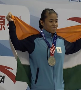 Roshibina Devi: The Injury Replacement Who Won India A Silver Medal In Wushu