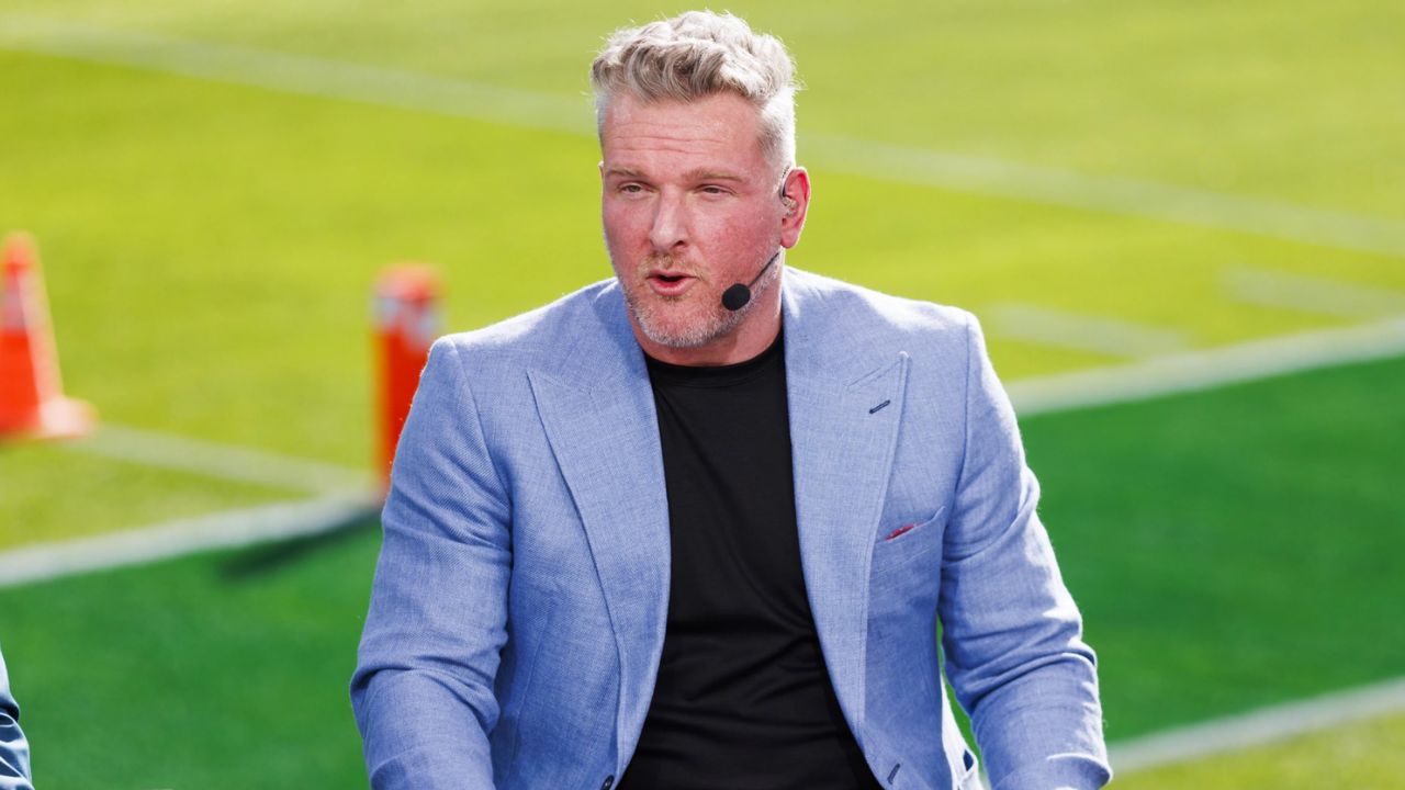 Pat McAfee responds to ESPN viewer after alcohol-related criticism
