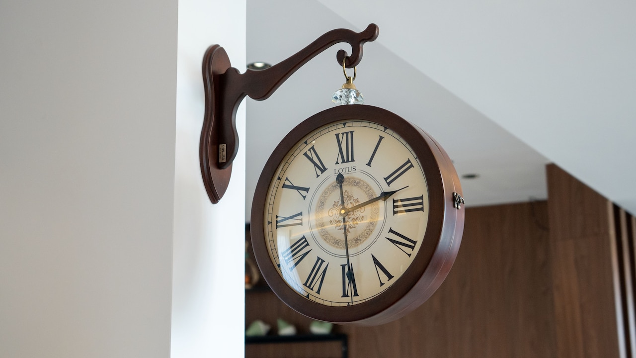 Five stunning types of wall clocks for every room theme and interior Five stunning types of wall clocks for every room theme and interior