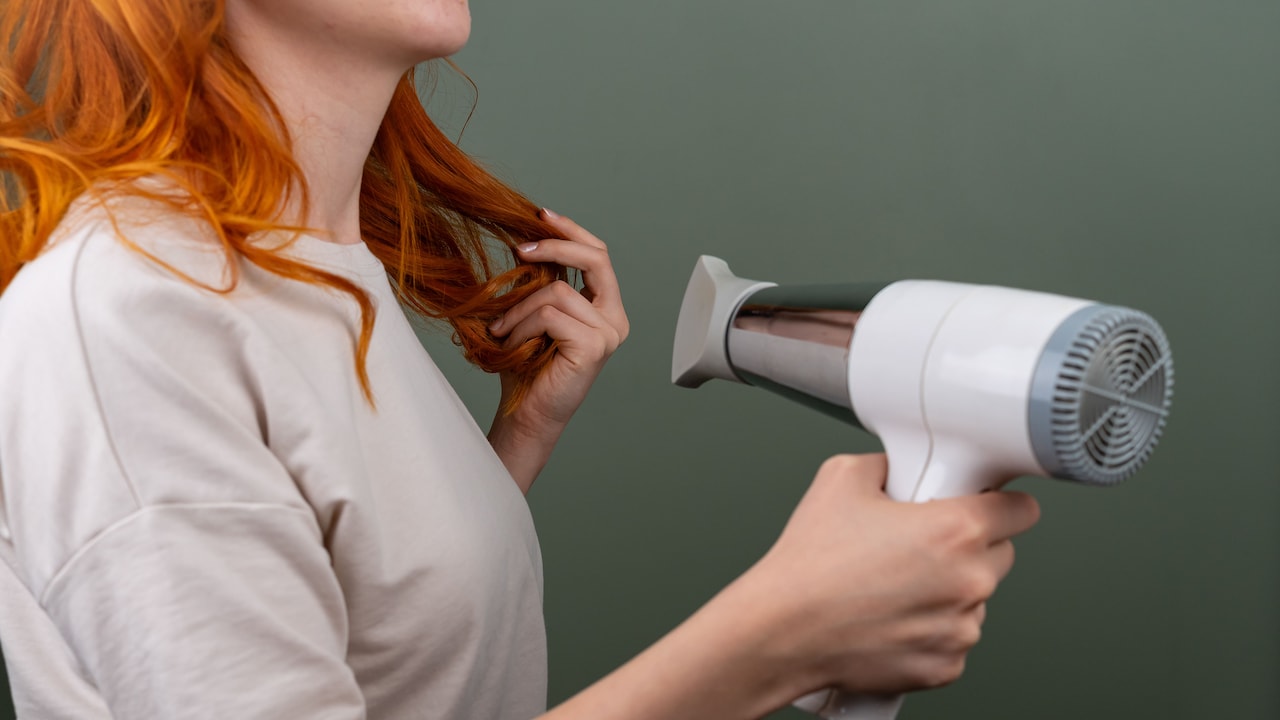 10 Signs Your Hair Dryer Filter Is Dirty and Hurting Performance