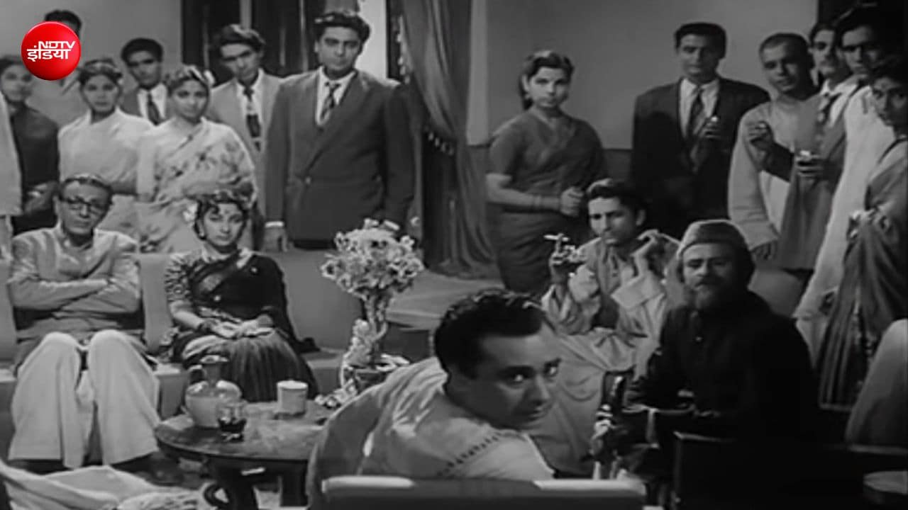69 साल पुराना वो गाना जो ब्रेकअप के जमकर सुनते हैं लड़के, साहिर लुधियानवी के बोल और हेमंत कुमार की आवाज ने बनाया अमर