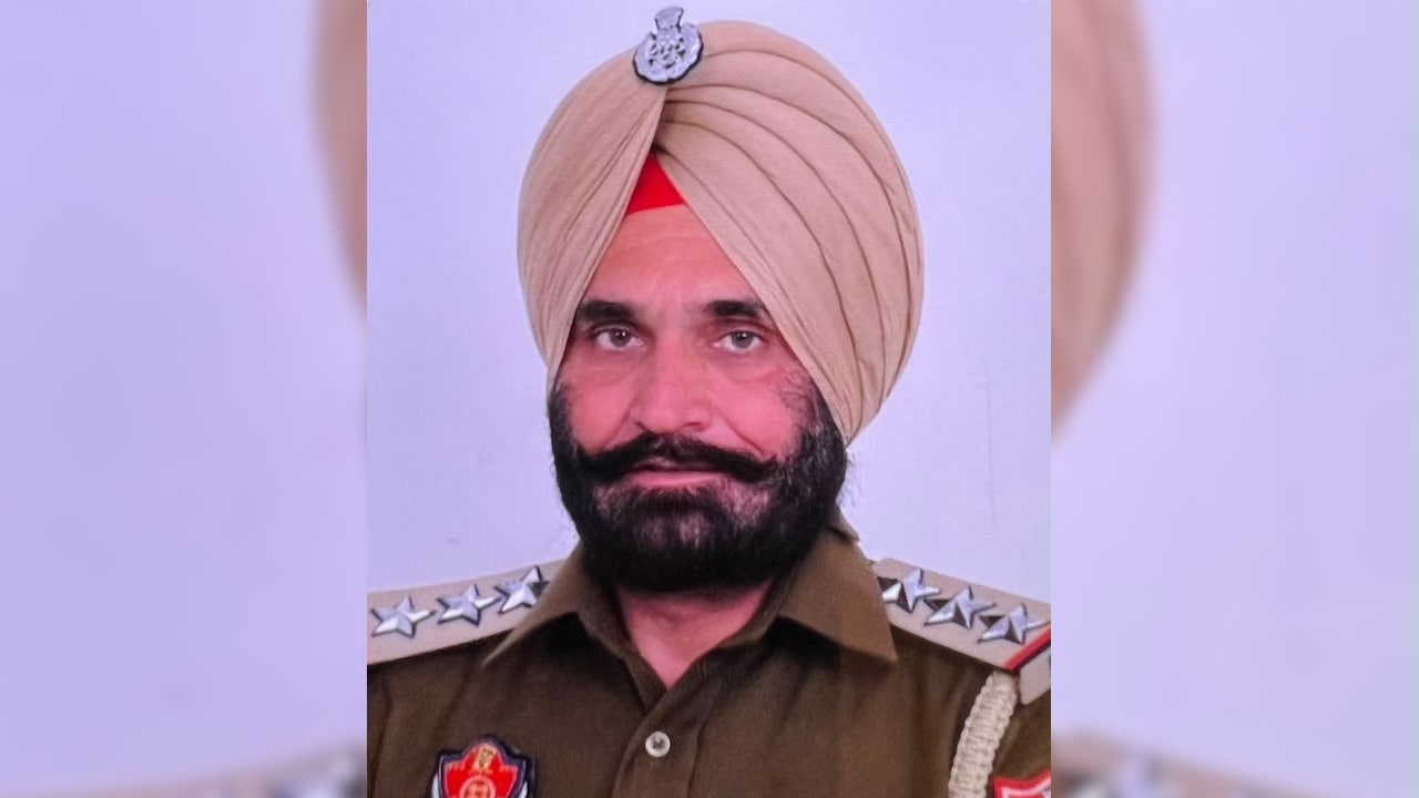 पंजाब में जिनपर नशा रोकने की जिम्मेदारी, वही कर रहे ड्रग्स की तस्करी, 3.35 किलो हेरोइन के साथ इंस्पेक्टर गिरफ्तार