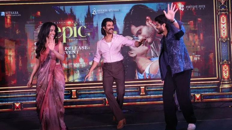 Vijay Deverakonda Grooves To <i>Sancharame</i> With Brother Anand During <i>EPIC First Semester</i> Promotions