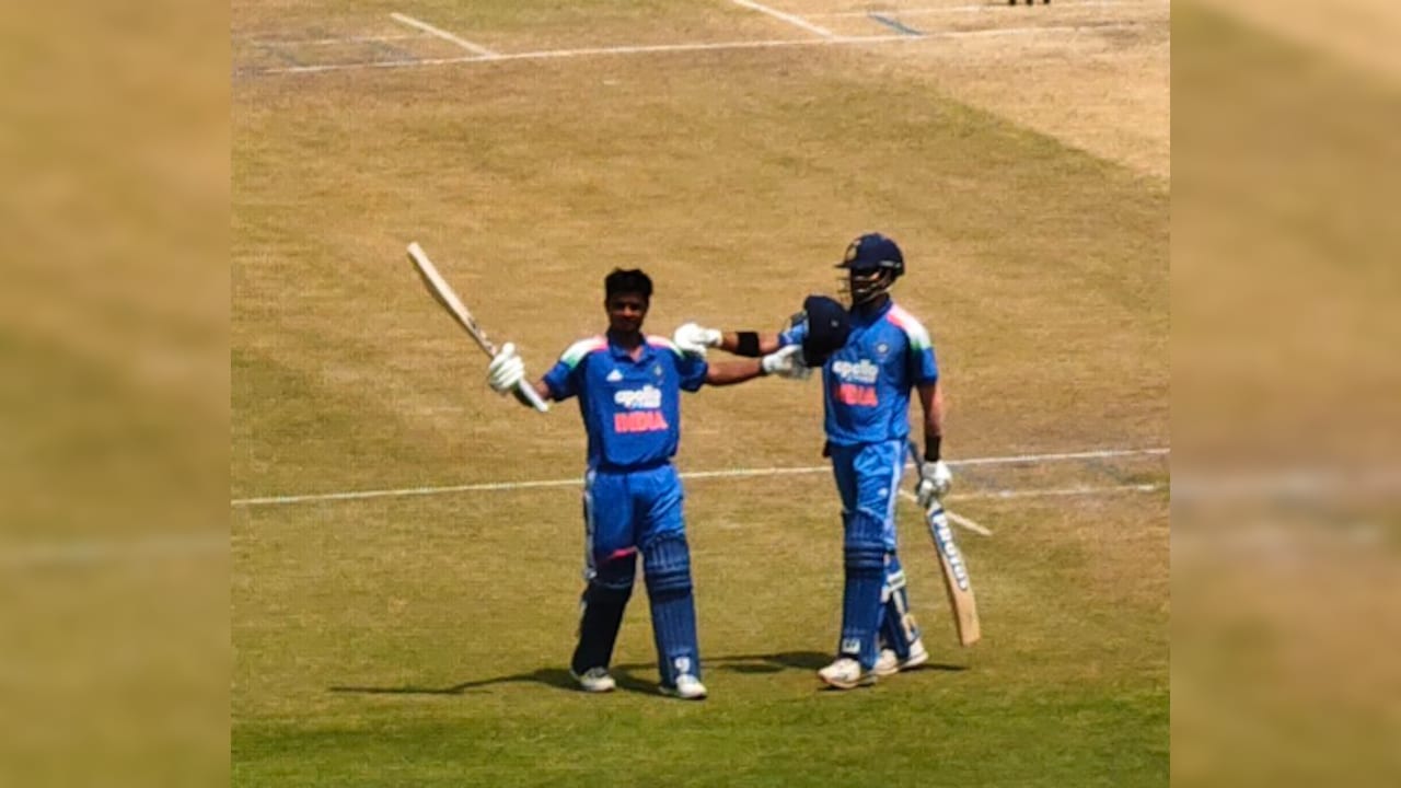 भारत-U19 vs ऑस्ट्रेलिया-U19: सहवाग के बेटे आर्यवीर ने दिखाया दम, यशवर्धन चौहान चमके, 50 ओवर में बने 341 रन
