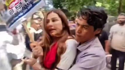 Mumtaz Patel Alleges Male Cop Manhandled Her During Protest