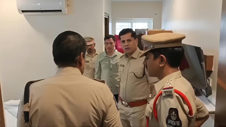 Hyderabad: Bank Customer Care Executive Found Dead In Hotel With Multiple Injuries