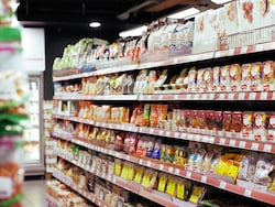 India Moves Closer To Curb Sale Of Chips, Soft Drinks Near Schools