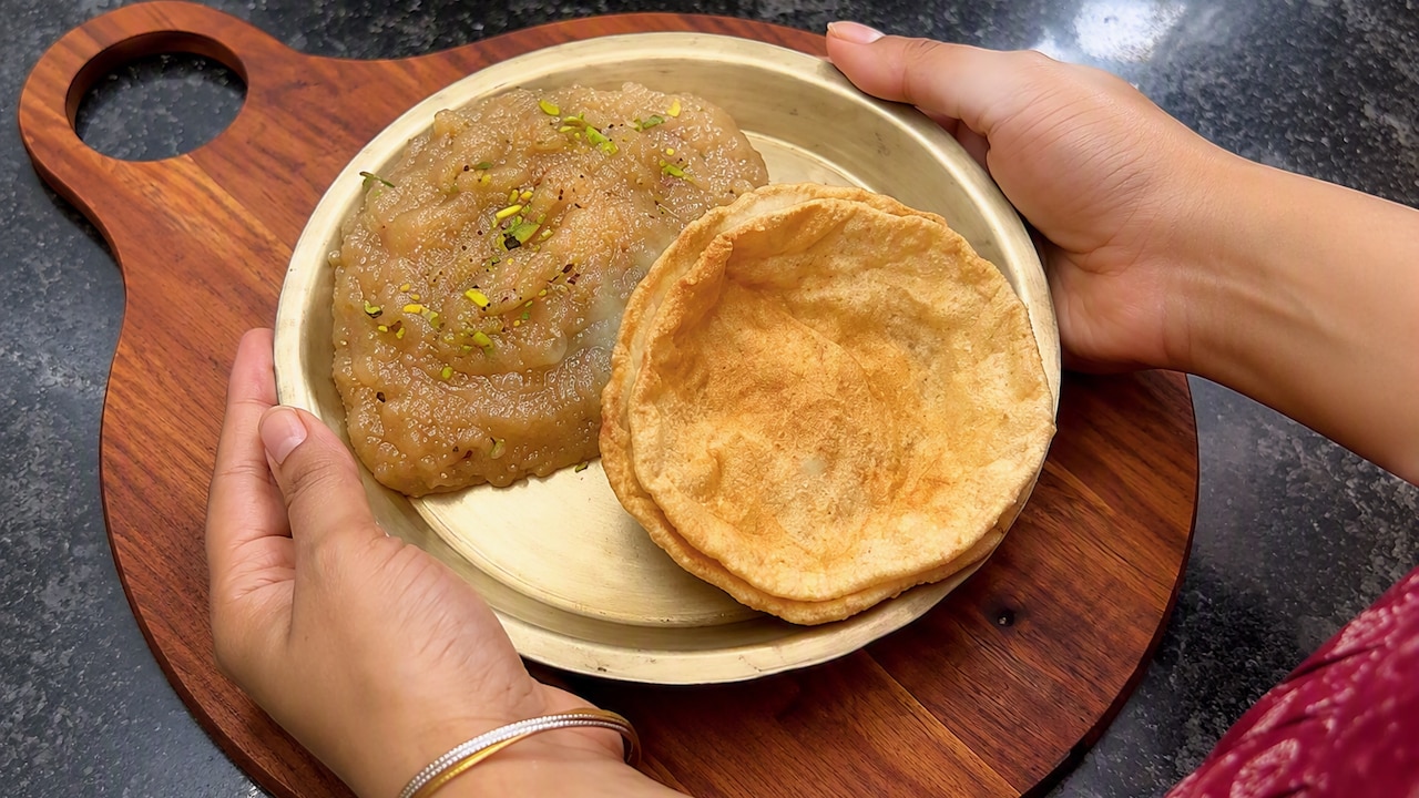 पूरी का भी बनता है हलवा! ससुराल की पहली रस्म में सोनल ने चखी ये बुंदेलखंडी रेसिपी