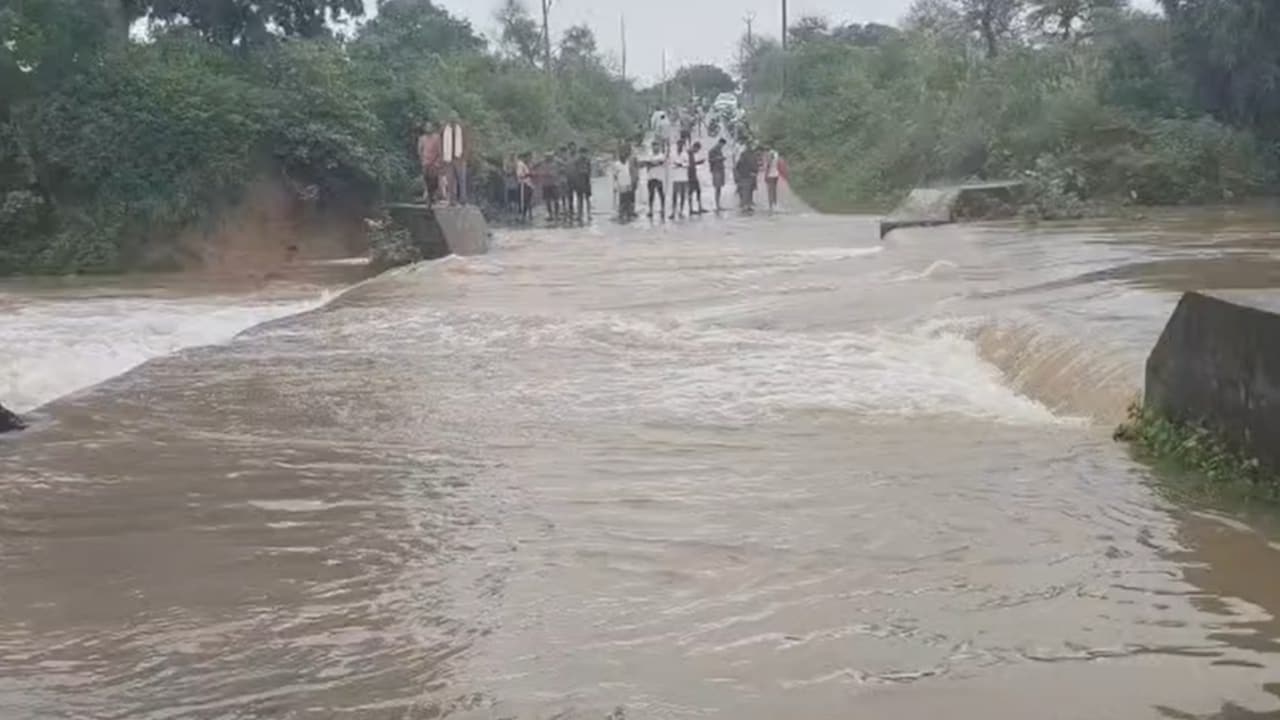 MP में बारिश बनी आफत: बरगी बांध लबालब, सतना में 2 युवक बहे; चित्रकूट में बाढ़ छोड़ गई तबाही