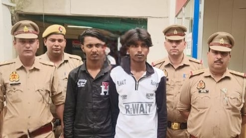 भिखारी ने पागल कहा तो भड़क गए लड़के, 15 मिनट तक पीटा; ऊपर चढ़ा दी स्कूटी और बनाया वीडियो