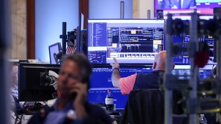 Wall Street Highlights: S&P 500, Nasdaq Bounce Back From Fed Decision Slump As Oil Falls