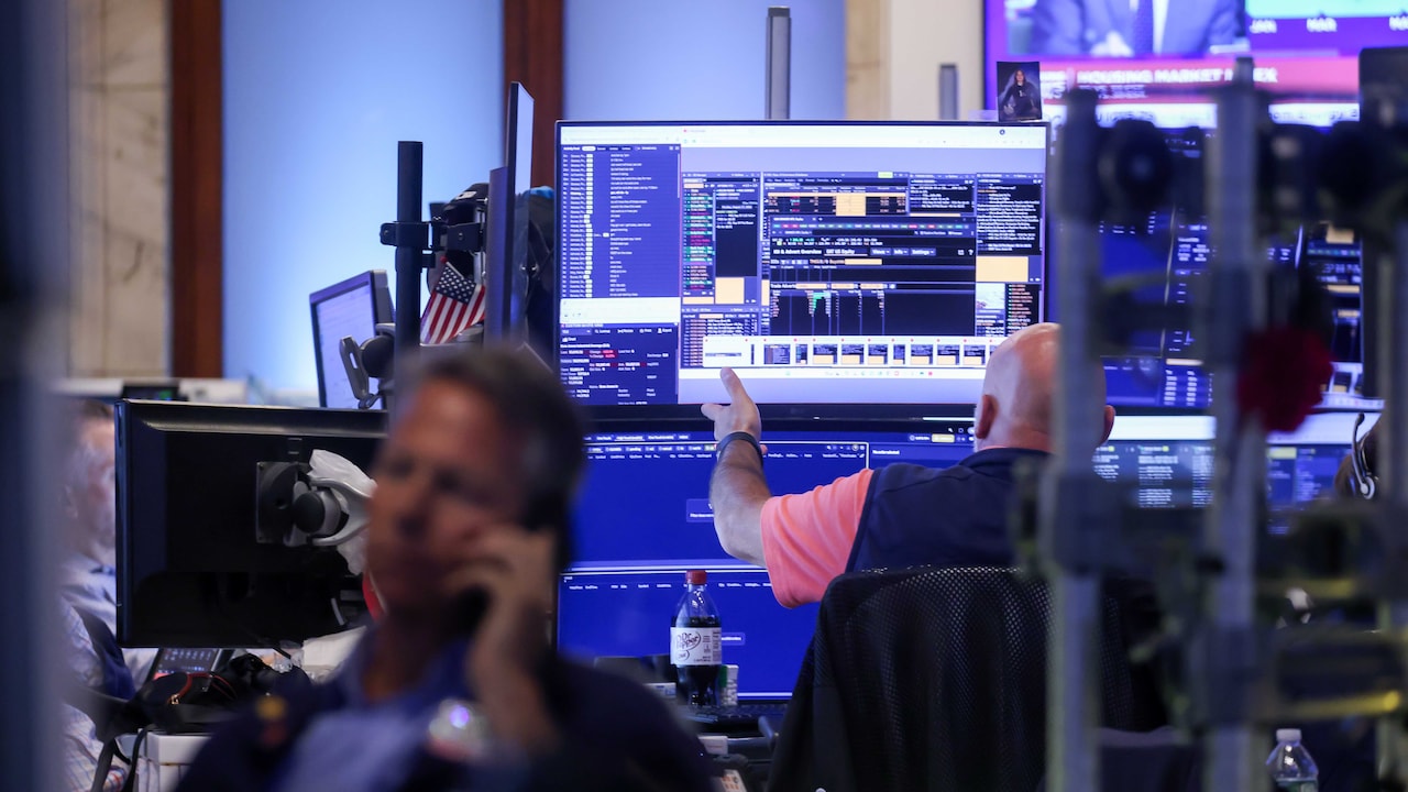 Wall Street Highlights: S&P 500, Nasdaq Bounce Back From Fed Decision Slump As Oil Falls